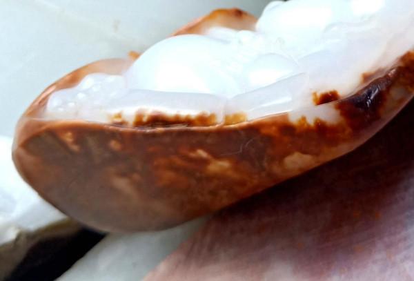 一塊有七個色的和田籽料值多少錢? 一塊有七個色的和田籽料值多少錢?