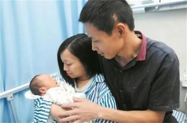 馬瑞林與潘麗炫：1米75小夥娶90cm&OpenCurlyDoubleQuote;袖珍人&rdquo;