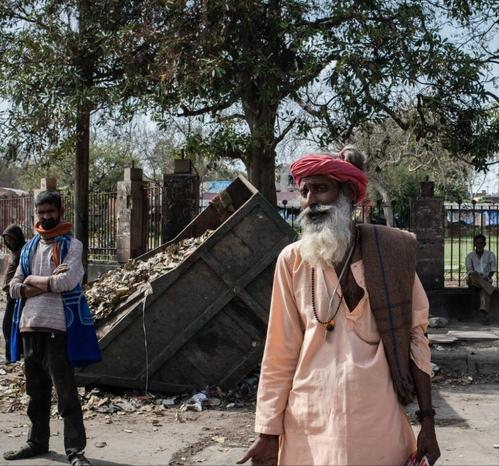 韓日部隊伙食比慘,印度胖軍官插嘴:先看我們的“陰間食譜”吧 韓日部隊伙食比慘,印度胖軍官插嘴:先看我們的“陰間食譜”吧