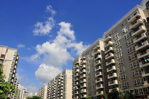 樓市，一步踏錯步步空