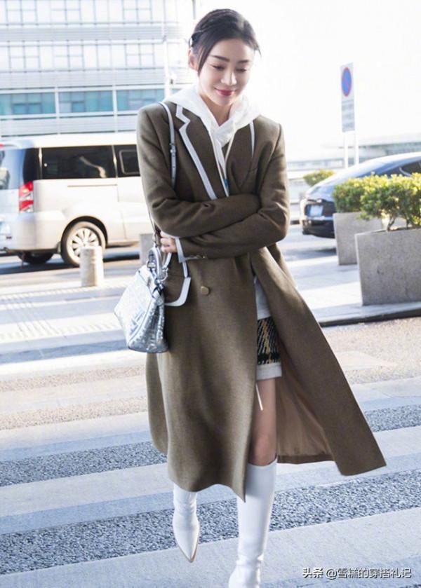 今年冬天“豆腐靴”火了！高階優雅又百搭，配大衣、羽絨服都時髦