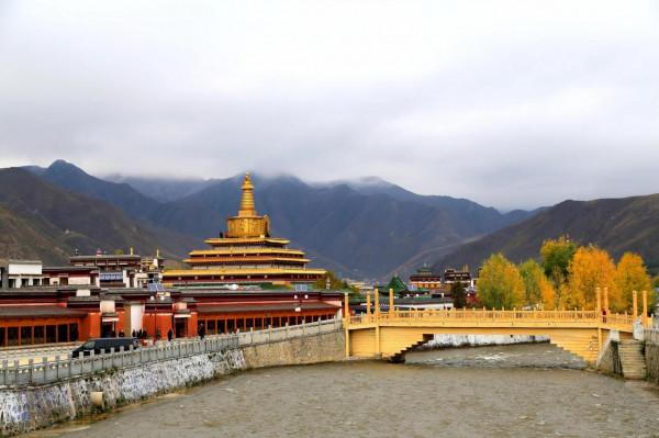遊玩拉撲楞寺最佳開啟方式