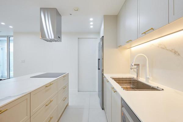 180㎡少買軟裝，看起來“家徒四壁”的韓式裝修，實際上明亮不俗