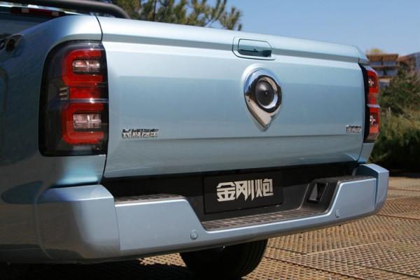 緊跟潮流的商用皮卡！試駕長城皮卡金剛炮