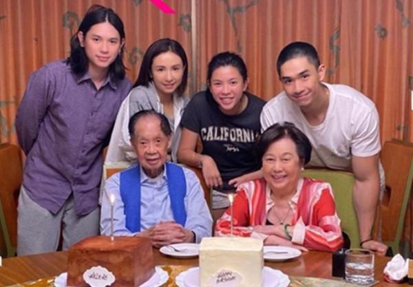 兩大億萬豪門聯姻!霍啟剛堂妹結婚,小2歲男友是港姐吳婉芳長子 兩大億萬豪門聯姻!霍啟剛堂妹結婚,小2歲男友是港姐吳婉芳長子