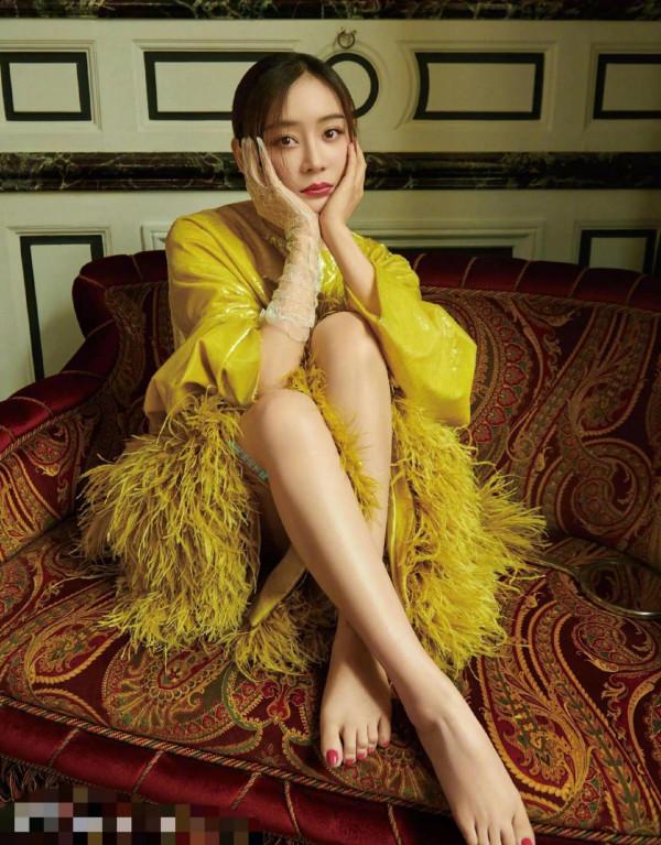 《笑傲江湖》中的女神任盈盈的扮演者-著名演員袁珊珊 《笑傲江湖》中的女神任盈盈的扮演者-著名演員袁珊珊