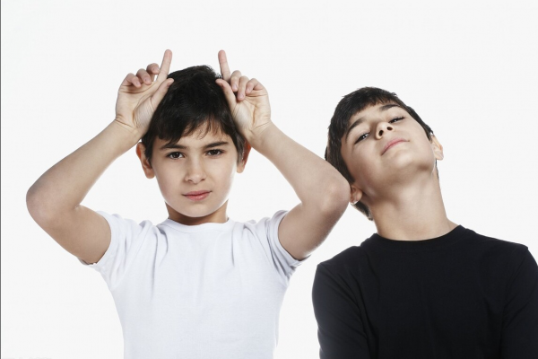 雙胞胎一黑一白,到底是怎麼回事? 雙胞胎一黑一白,到底是怎麼回事?