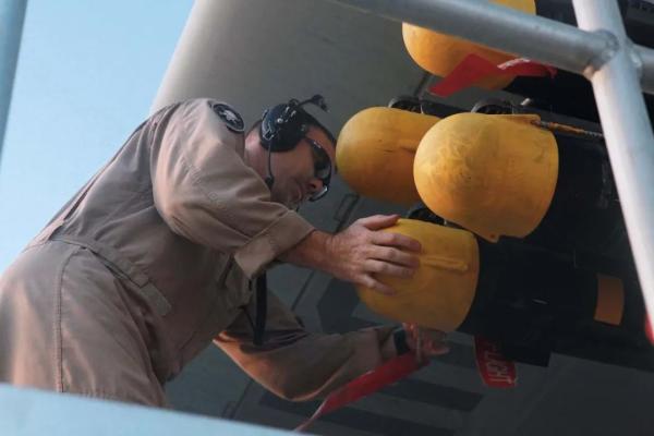 將運輸機變成“炸彈卡車”？美軍“快速龍”的實效究竟有多大？