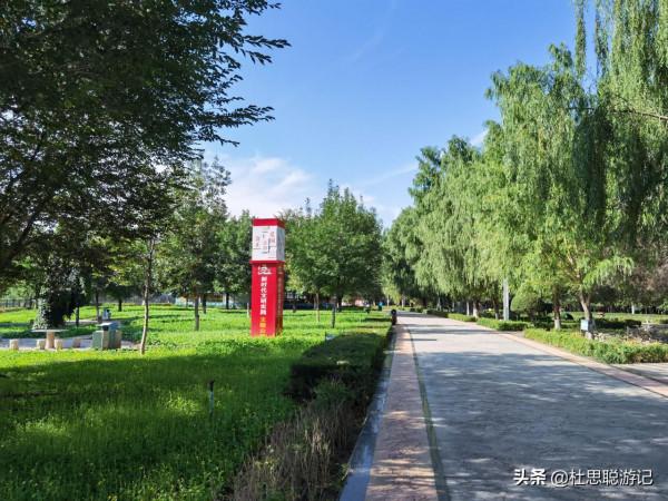 漢EV自駕新疆，吉木薩爾地質公園打卡，河底的網紅景點不要錯過