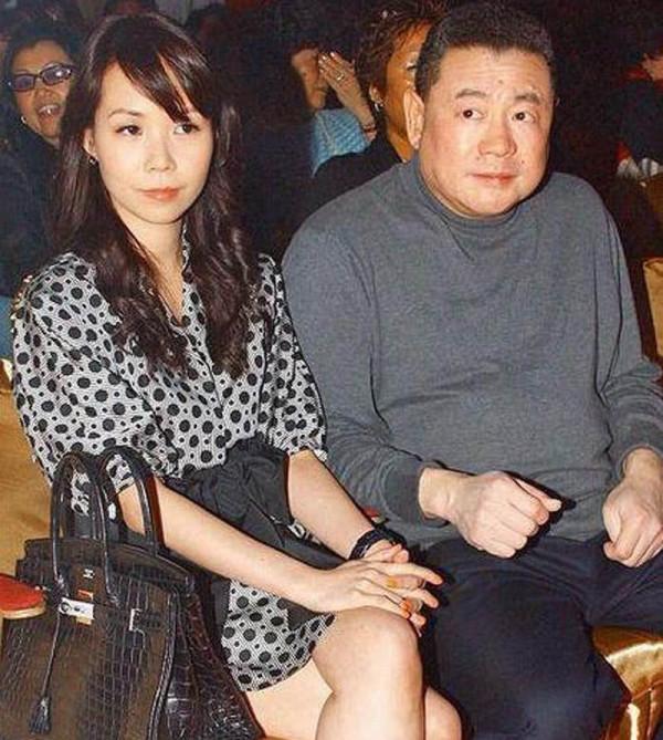 李嘉欣把最美的青春給了富豪劉鑾雄,為什麼大劉離婚了也不娶她? 李嘉欣把最美的青春給了富豪劉鑾雄,為什麼大劉離婚了也不娶她?