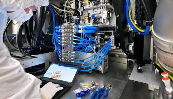 ASML開始提高產能 ASML開始提高產能