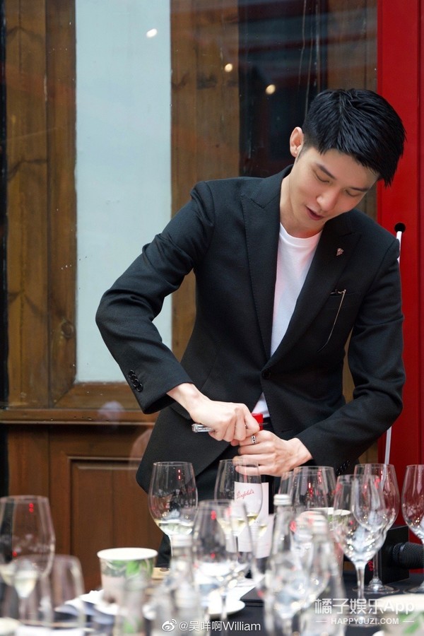 還記得《心動的訊號》裡的威廉嗎？他現在長這樣