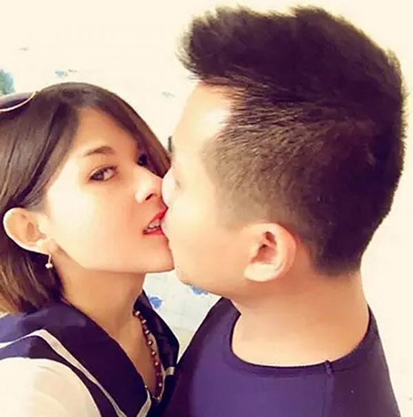 俄羅斯美女倒追中國窮小夥，不要彩禮也要嫁，沒車沒房仍幸福至今