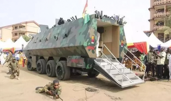 盤點非洲的“先進”武器，研發的三蹦子直升飛機，缺點是不會飛？