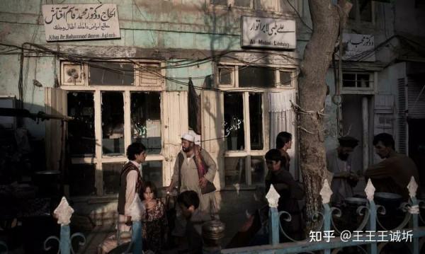 無國界醫生自述：並肩工作的阿富汗同事，被美軍炸死了