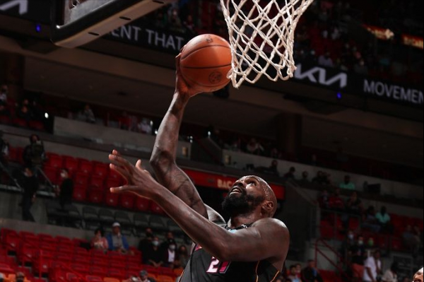 戰報！洛瑞準三雙熱火大勝？太陽大破湖人？利拉德空砍39+7？