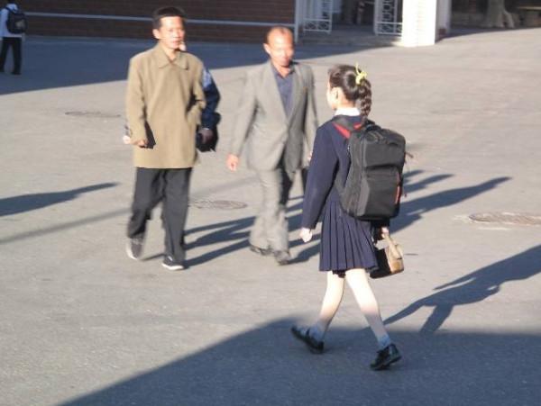 朝鮮觀察，朝鮮學生為什麼很少戴眼鏡？