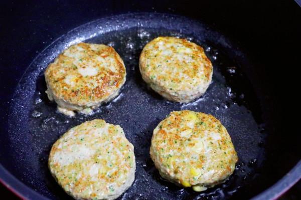 減脂期也不用吃的太素,這道美食有肉有菜,營養好吃,看一遍就會 減脂期也不用吃的太素,這道美食有肉有菜,營養好吃,看一遍就會