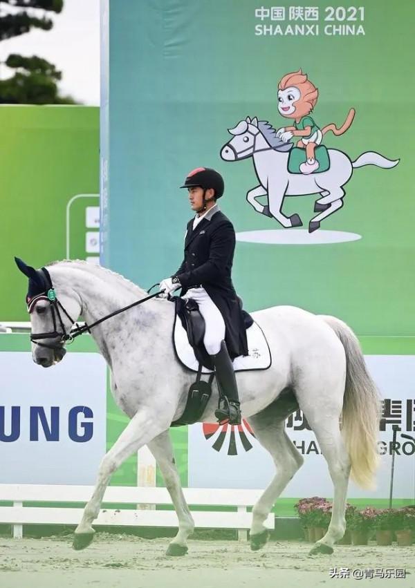 全運會三項賽盛裝舞步：團體賽廣東隊領跑個人賽包英鳳領先