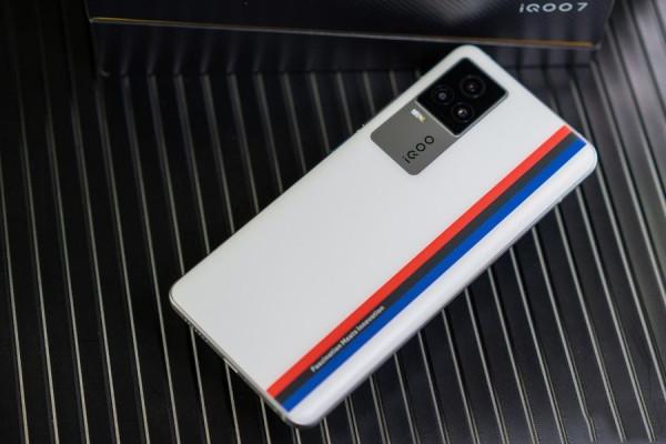 買不起高階機，看不上千元機，這3款“次旗艦”可以考慮一下