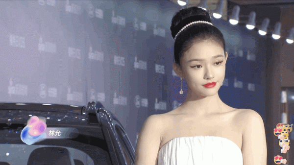 愛在眼周做文章的女明星是如何帶火少女淚痣妝的？