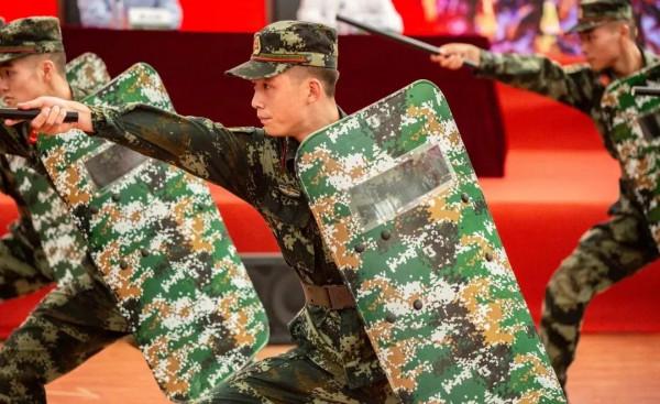 因軍訓四川農大和上海交大火遍網路,卻火的如此不同!雲泥之別呀 因軍訓四川農大和上海交大火遍網路,卻火的如此不同!雲泥之別呀