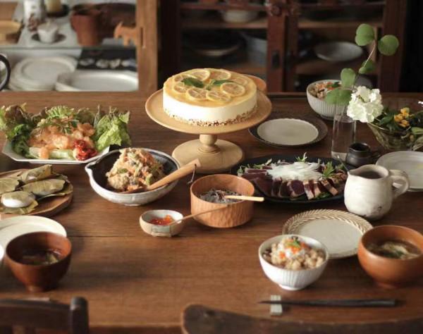 日本主婦帶娃回鄉生活，打造自然原木之家，活成無數人羨慕的樣子