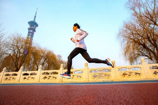 集齊ADIOS PRO 2、PRIME X和BOSTON 10後，我就能不斷挑戰速度極限