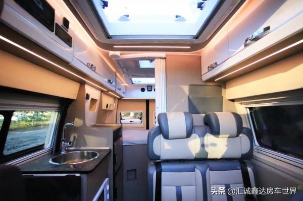 ​省油好開,還能住!5座2.0T動力,帶影音功能!宇通商旅房車來了 ​省油好開,還能住!5座2.0T動力,帶影音功能!宇通商旅房車來了