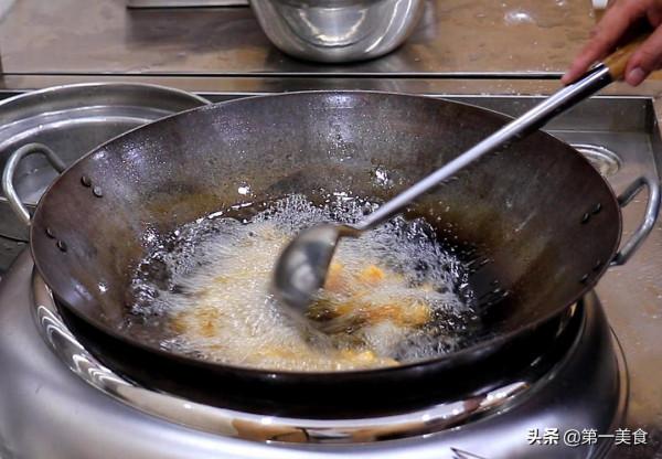 紅薯換個做法,香甜又酥脆,做法簡單,新手也能做出飯店的味道 紅薯換個做法,香甜又酥脆,做法簡單,新手也能做出飯店的味道