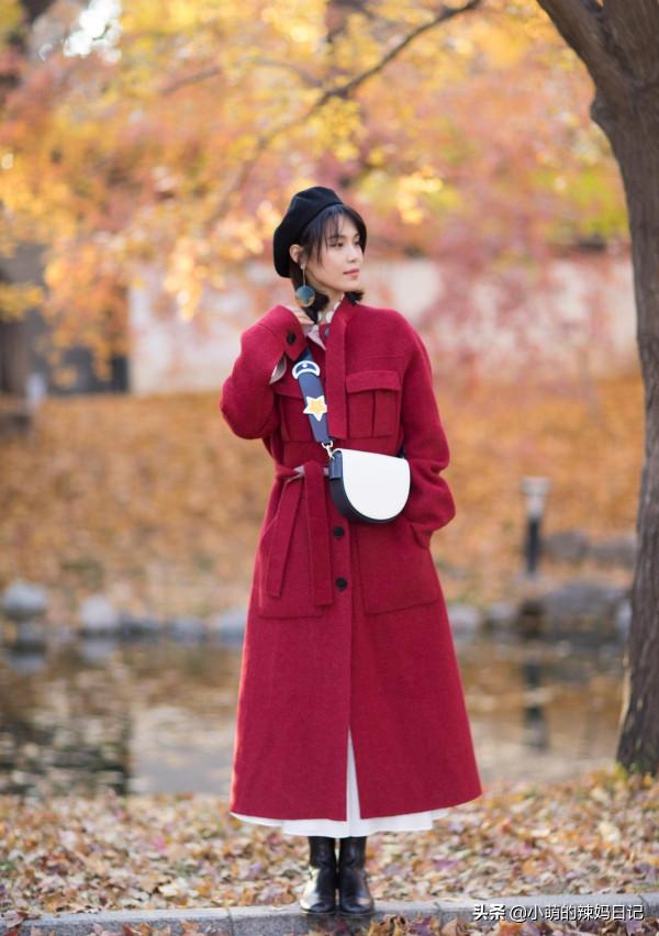 40、50歲的女人，儘量別穿“藏藍色”！多穿這些“氣質色”，更美