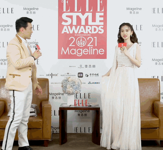 ELLE紅毯:熱巴唐嫣翻車、關曉彤照騙,劉詩詩娜扎變花仙子太驚豔 ELLE紅毯:熱巴唐嫣翻車、關曉彤照騙,劉詩詩娜扎變花仙子太驚豔