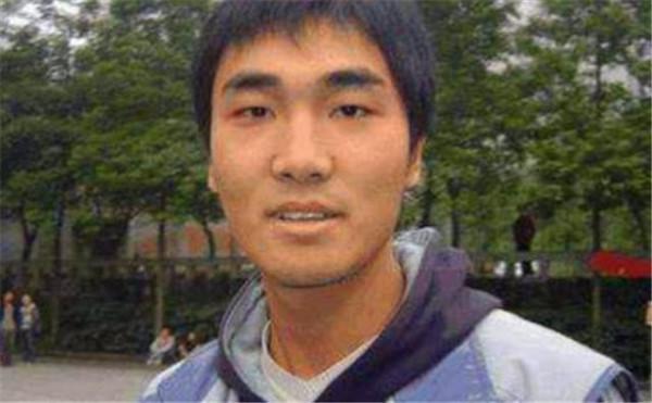 向海清:被孫儷資助4年,上大學後寫6000字控訴:她太摳了 向海清:被孫儷資助4年,上大學後寫6000字控訴:她太摳了