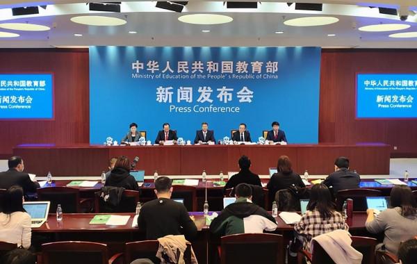 9月1日前孩子滿六週歲才能上小學，家長深表不滿，我孩子趕不上