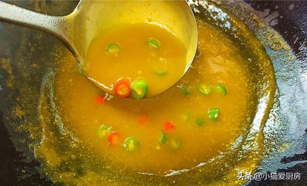 這道南瓜和豬瘦肉一起做的下飯菜“金湯肉片”,酸辣得恰到好處 這道南瓜和豬瘦肉一起做的下飯菜“金湯肉片”,酸辣得恰到好處