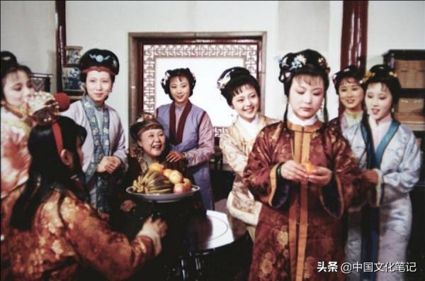 史湘雲的悲涼愛情:彷彿永遠分離,卻又終身相依 史湘雲的悲涼愛情:彷彿永遠分離,卻又終身相依