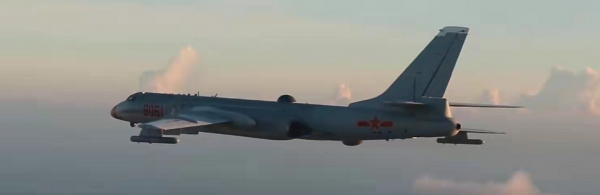 “轟-6家族新成員”，國產轟-6J帶彈實訓，提升海航部隊戰力