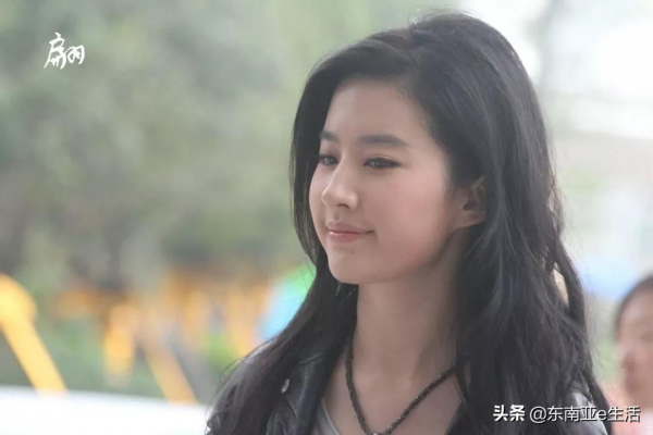 盤點娛樂圈的圓臉女星,趙麗穎楊紫林依晨,你覺得誰更美? 盤點娛樂圈的圓臉女星,趙麗穎楊紫林依晨,你覺得誰更美?