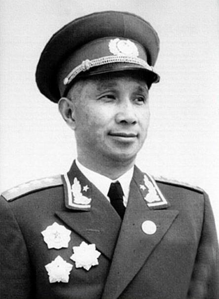 粟裕孟良崮強吃張靈甫，毛主席沒想到，蔣介石更沒想到