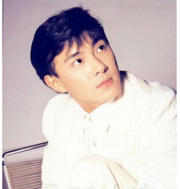 著名演員張衛健,被前任拋棄,妻子流產無子,56歲已“失業”2年 著名演員張衛健,被前任拋棄,妻子流產無子,56歲已“失業”2年