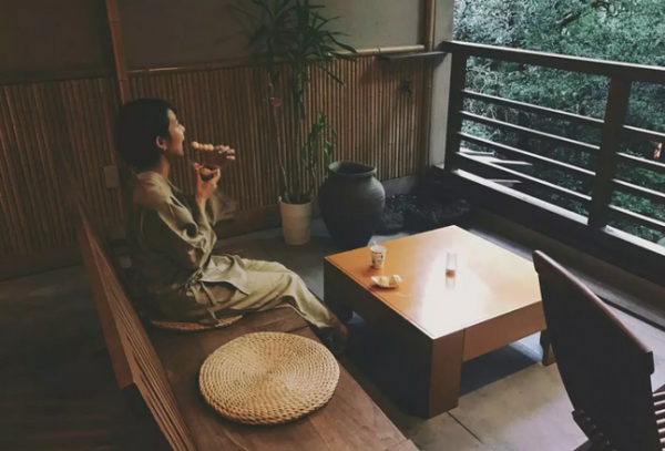 日本太太分享“不持有”生活：用很少的物品，也能打造精緻生活