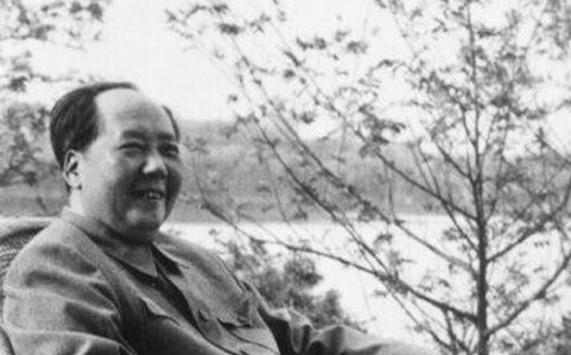 韶山上的小木匠，撒謊智救毛澤東，建國後主席給了他一項秘密任務