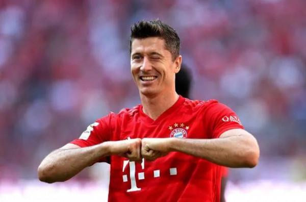 雙驕已退,群雄逐鹿!世界足壇狀態最好的5名球員 雙驕已退,群雄逐鹿!世界足壇狀態最好的5名球員