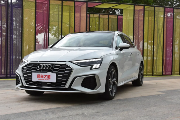 試駕:奧迪A3 Sportback,人生第一臺豪車? 試駕:奧迪A3 Sportback,人生第一臺豪車?