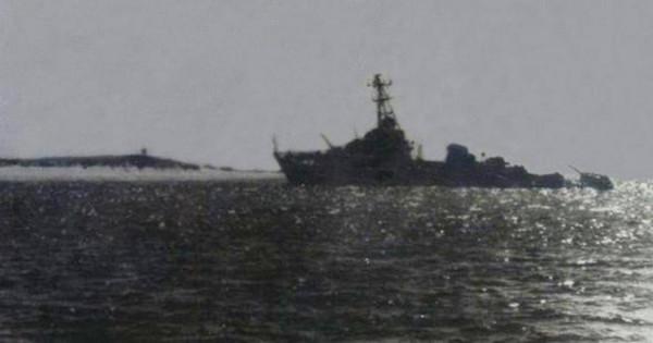 南海艦隊截獲一封情報，周恩來看後深吸一口氣，連忙給葉帥打電話