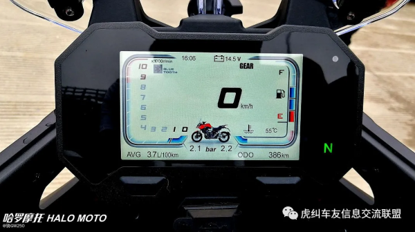 濤哥‘暴力’試駕：隆鑫VOGE無極500DS摩托駕馭感受