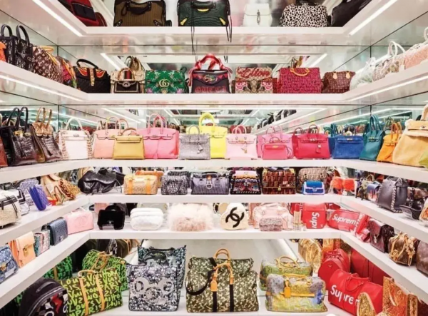 我扒了LV、Prada等大牌奢侈品包包,發現最經典的還是這幾款 上篇 我扒了LV、Prada等大牌奢侈品包包,發現最經典的還是這幾款 上篇