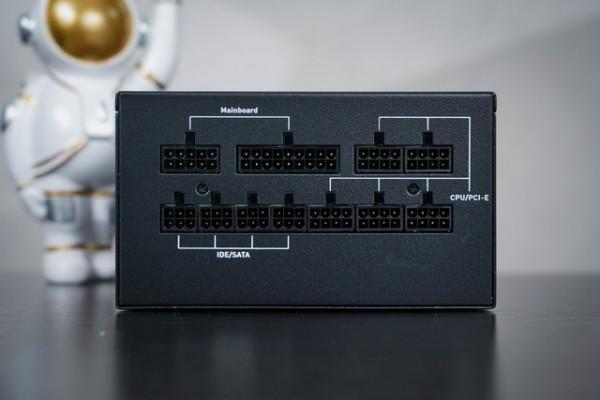 先馬（SAMA）黑鑽1000W電源評測：超越白金牌的金牌電源