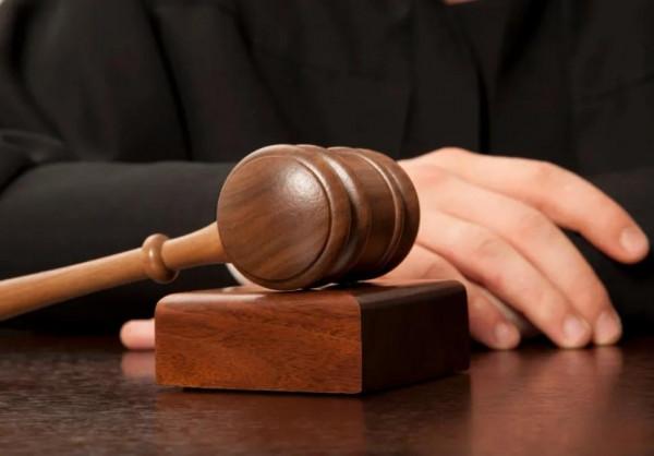 2002年，日本19歲女孩半夜兼職回家路上慘死，警方半年後鎖定真兇