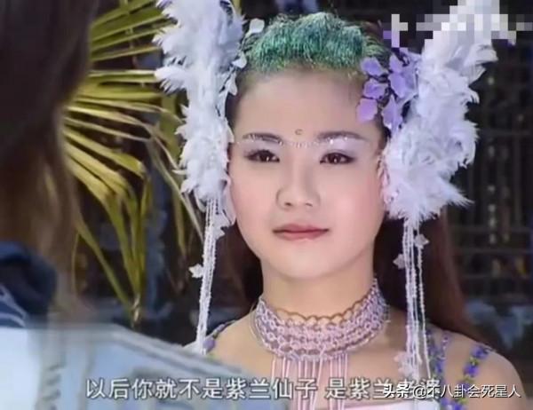 誰說鼻子高才出美人？這10位小鼻子、塌鼻子的女星，個個精緻可愛